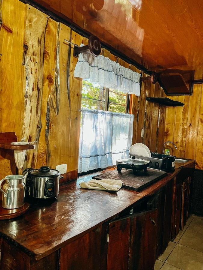 Cabanas Queca! Poas Bagian luar foto