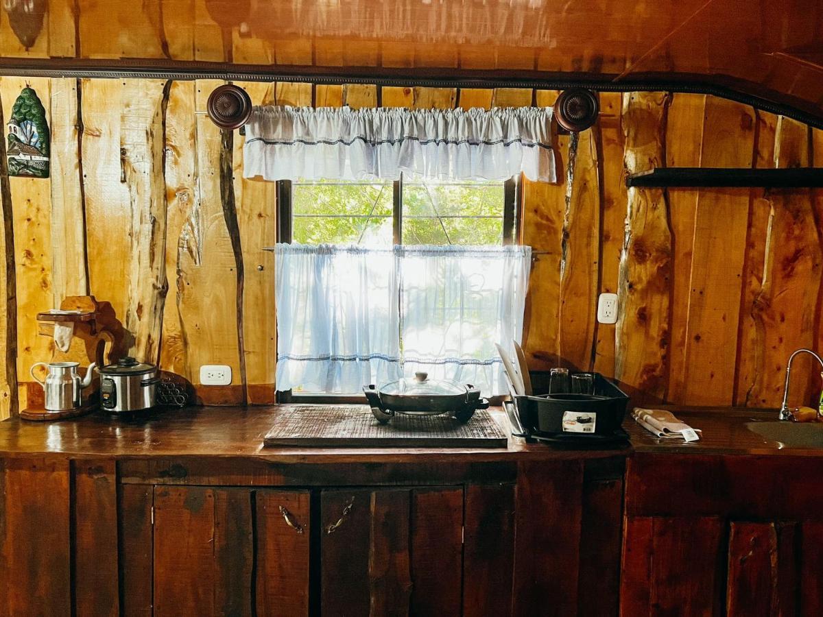 Cabanas Queca! Poas Bagian luar foto