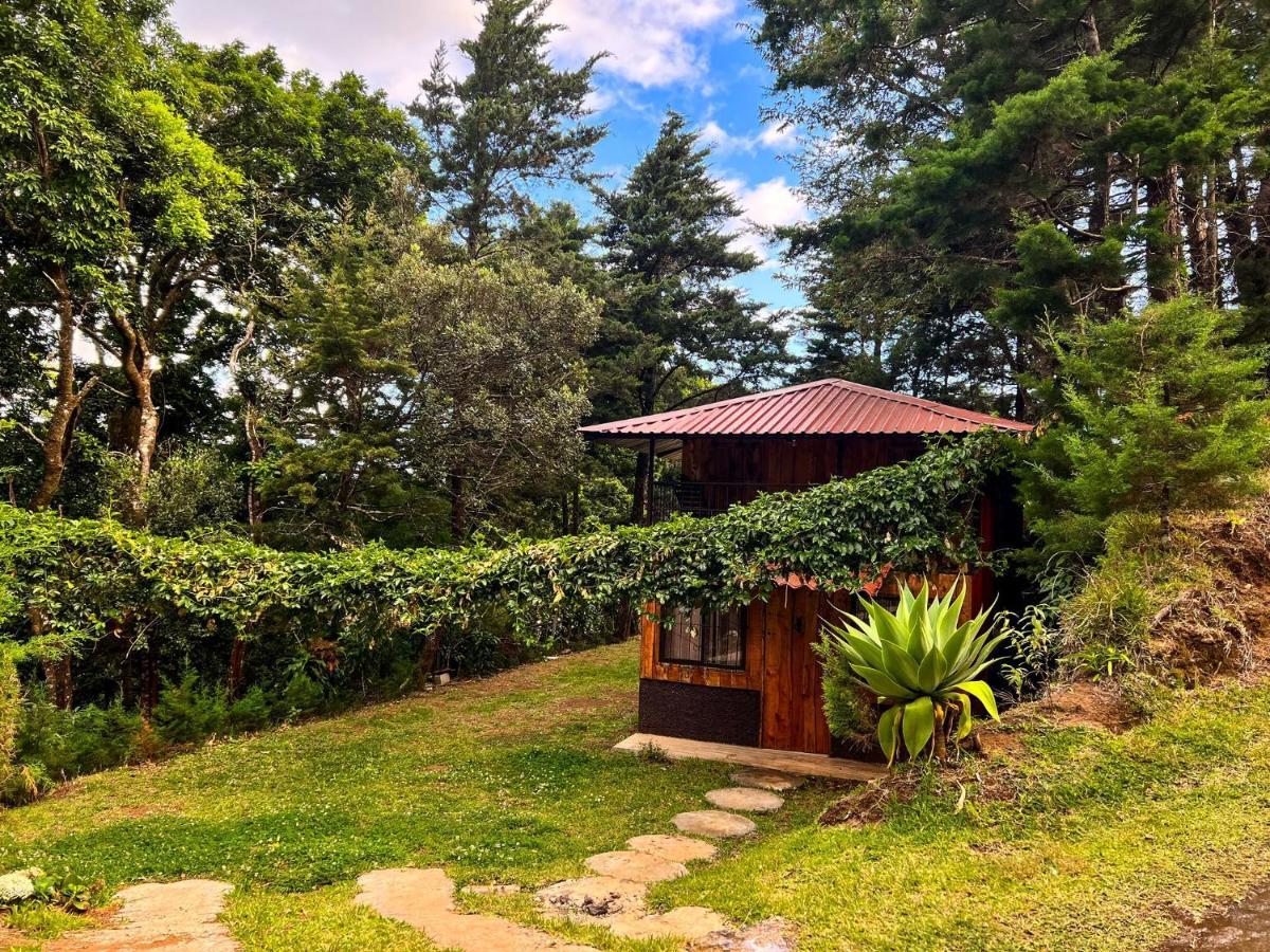Cabanas Queca! Poas Bagian luar foto
