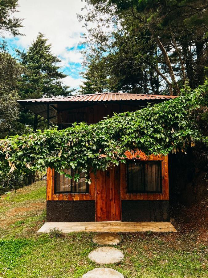 Cabanas Queca! Poas Bagian luar foto
